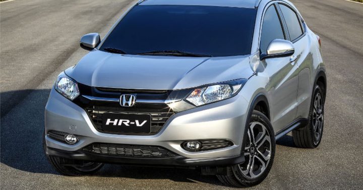 veículo Honda HRV 2016 na estrada antes do diagnóstico automotivo na prática